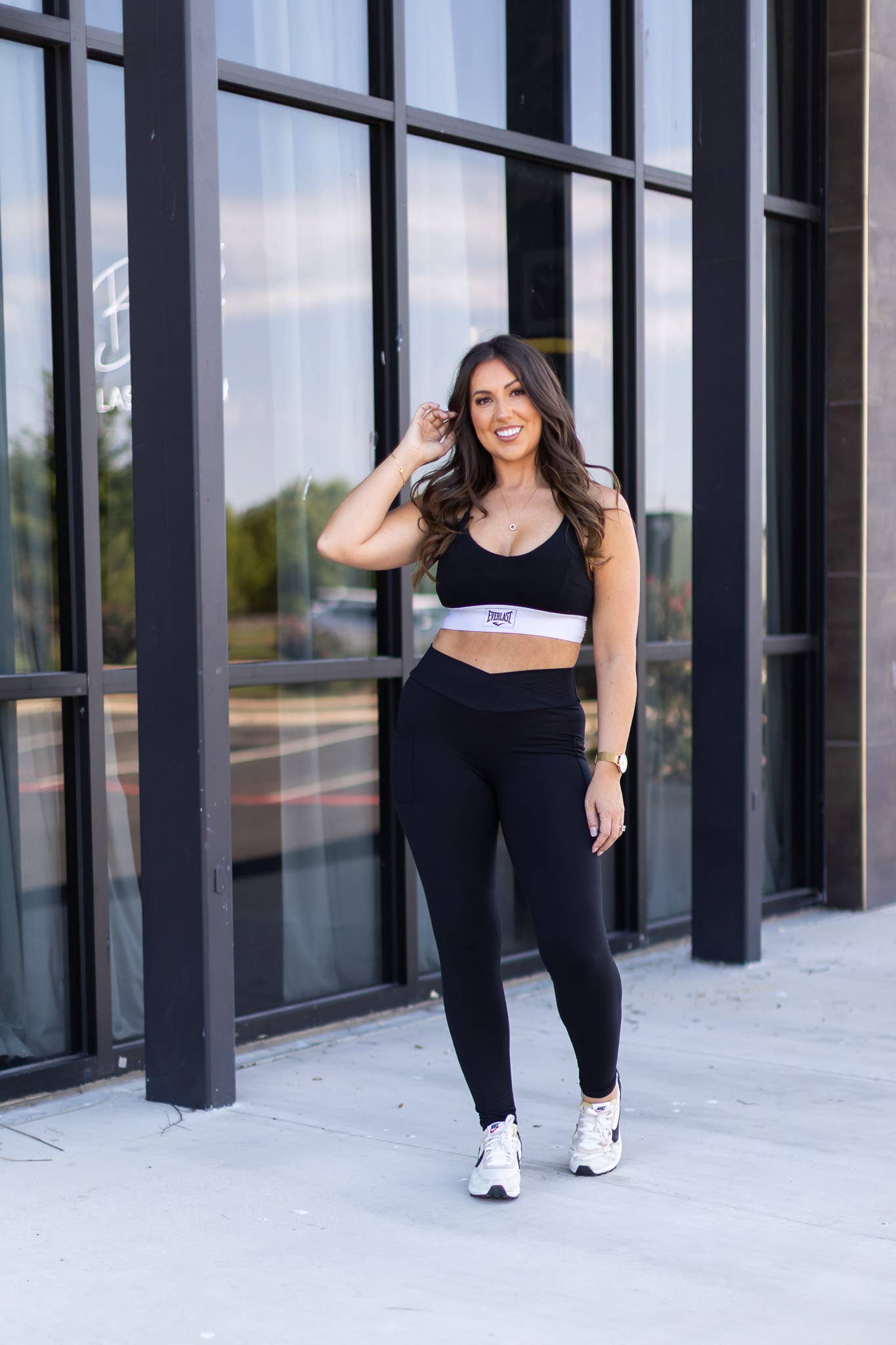The Stephanie - Crossover BLACK Pocket Full Length Legging