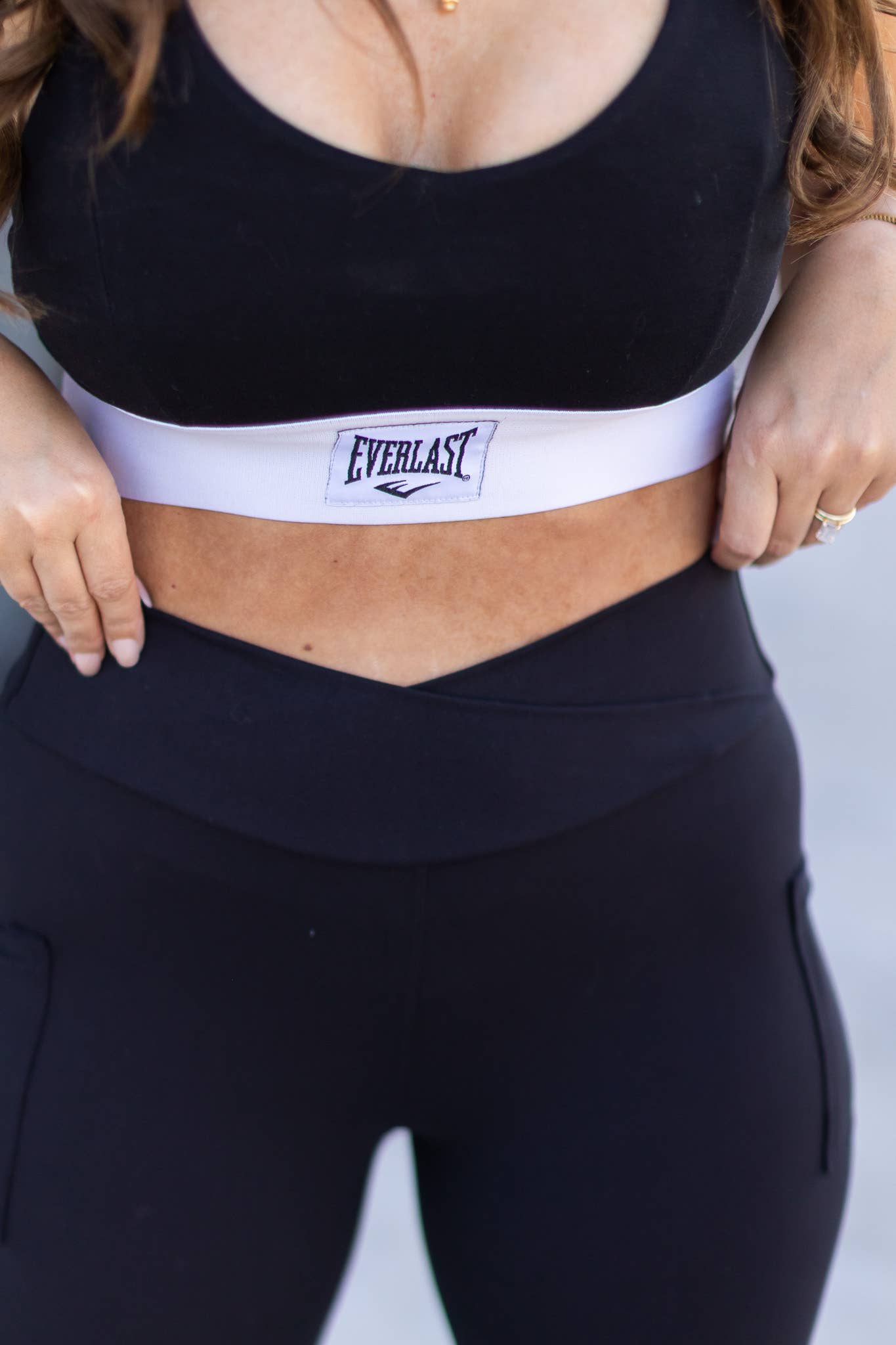 The Stephanie - Crossover BLACK Pocket Full Length Legging