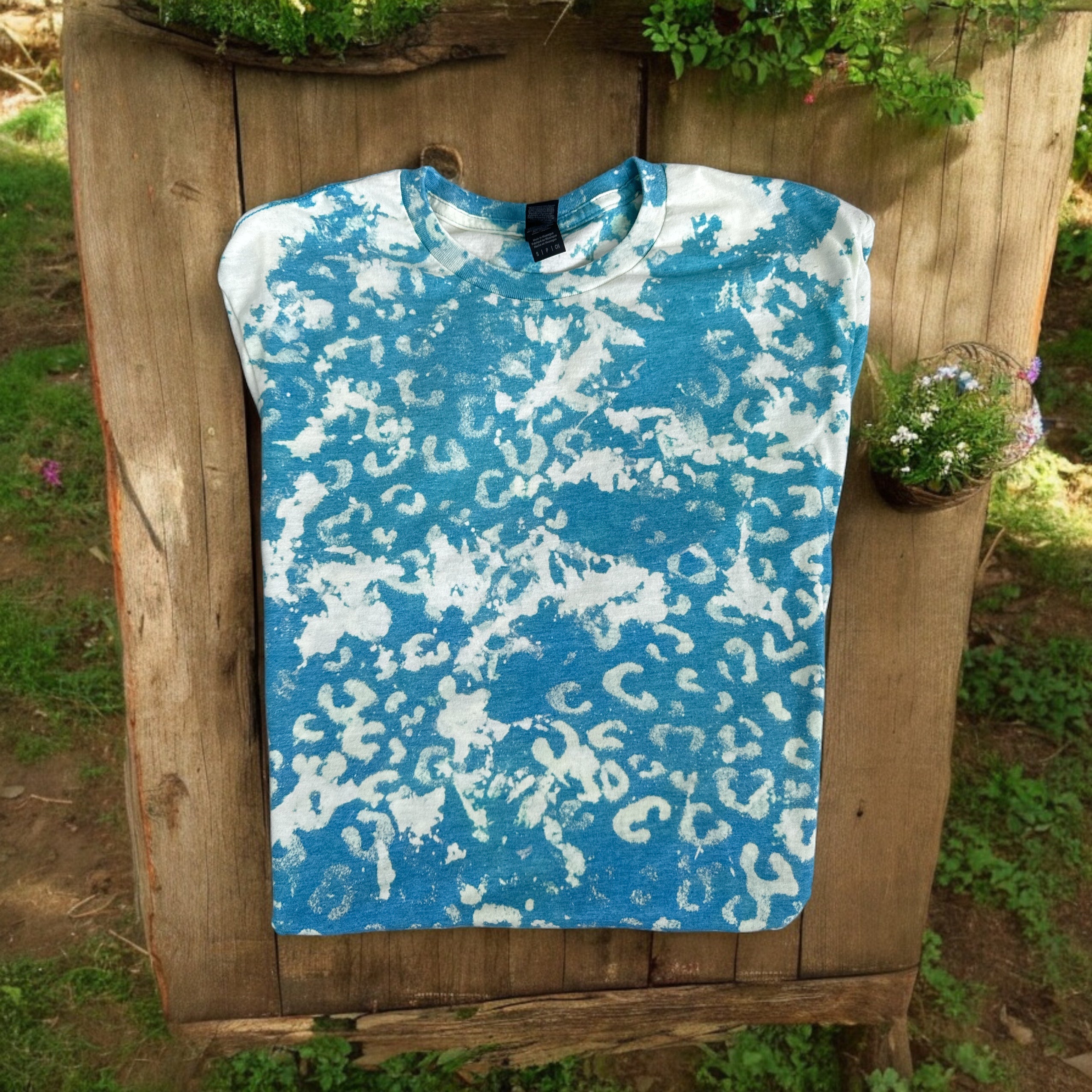 Leopard Print Stencil T Shirt