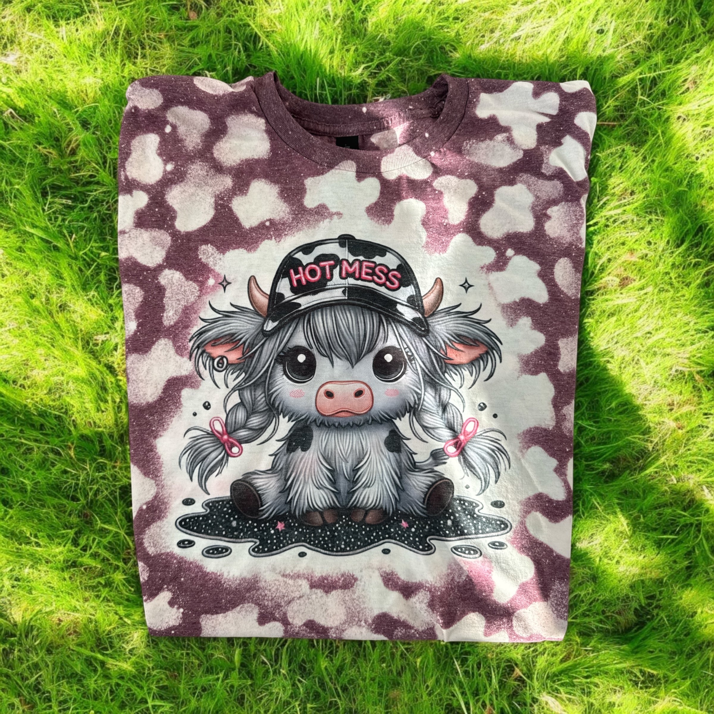 Hot Mess Cow Stensil T Shirt